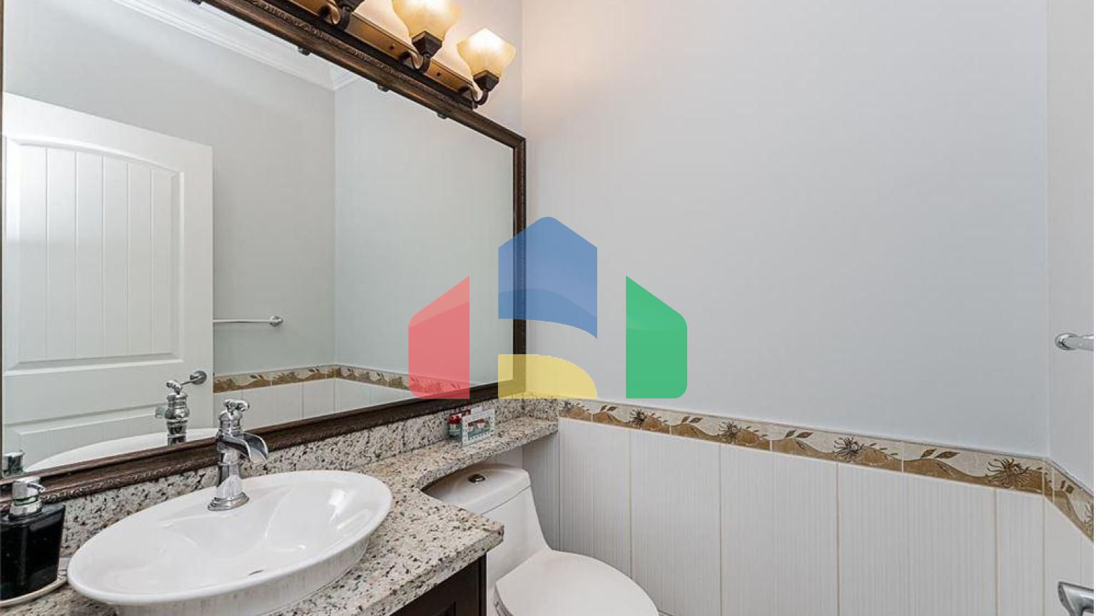 Residential - Single Family Home - Surrey, Canada - Canada