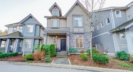 Residential - Single Family Home - Surrey, Canada - Canada