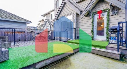 Residential - Single Family Home - Surrey, Canada - Canada