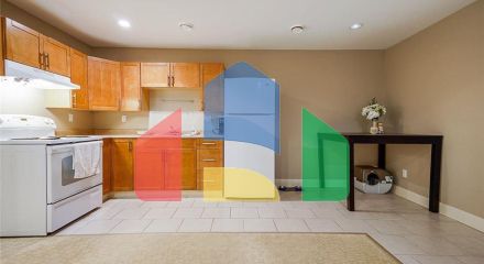 Residential - Single Family Home - Surrey, Canada - Canada