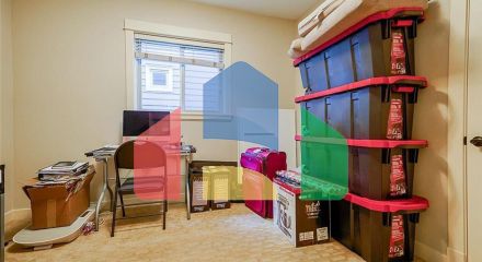 Residential - Single Family Home - Surrey, Canada - Canada