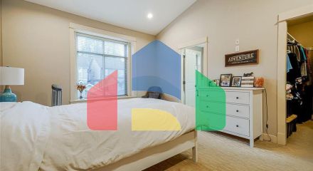 Residential - Single Family Home - Surrey, Canada - Canada