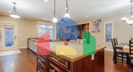 Residential - Single Family Home - Surrey, Canada - Canada