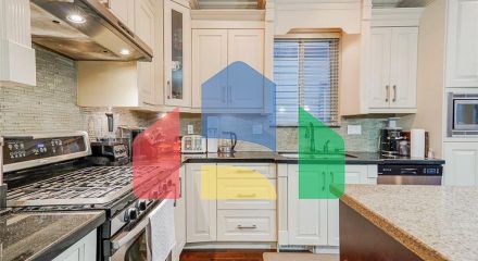 Residential - Single Family Home - Surrey, Canada - Canada