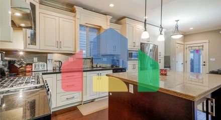 Residential - Single Family Home - Surrey, Canada - Canada