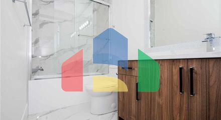 Residential - Single Family Home - Surrey, Canada - Canada