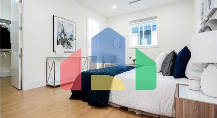 Residential - Single Family Home - Surrey, Canada - Canada