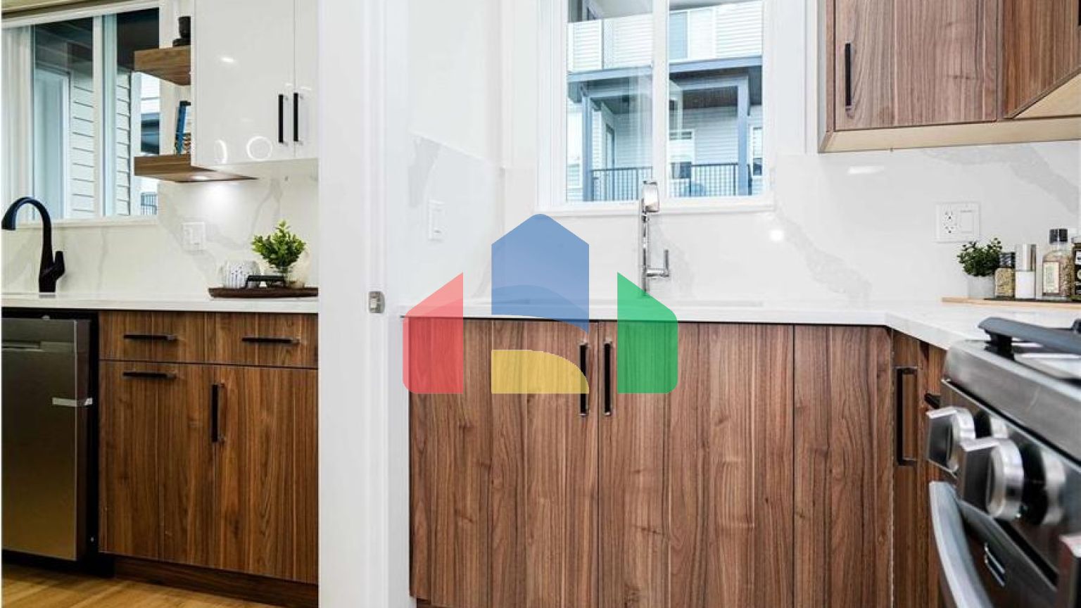 Residential - Single Family Home - Surrey, Canada - Canada