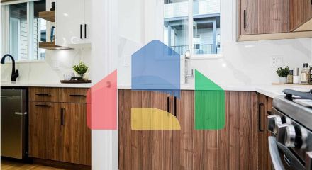 Residential - Single Family Home - Surrey, Canada - Canada