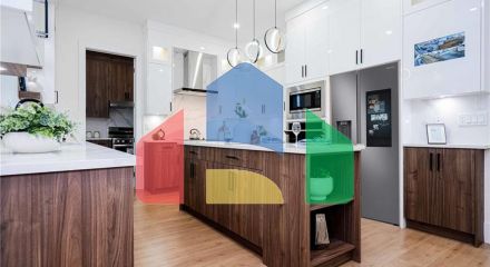Residential - Single Family Home - Surrey, Canada - Canada