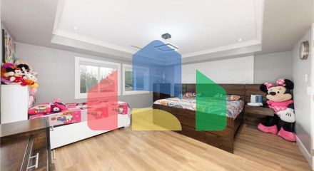 Residential - Single Family Home - Surrey, Canada - Canada