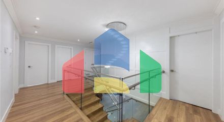 Residential - Single Family Home - Surrey, Canada - Canada