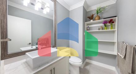 Residential - Single Family Home - Surrey, Canada - Canada