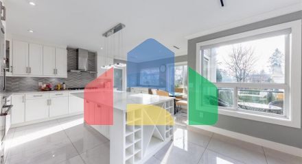 Residential - Single Family Home - Surrey, Canada - Canada