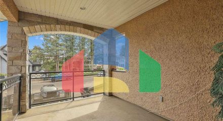 Residential - Single Family Home - Surrey, Canada - Canada