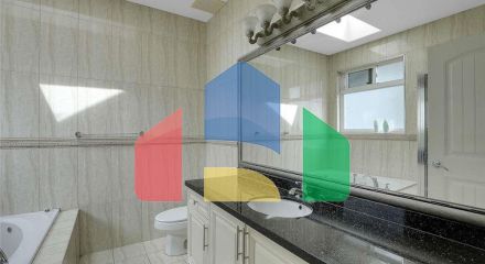 Residential - Single Family Home - Surrey, Canada - Canada