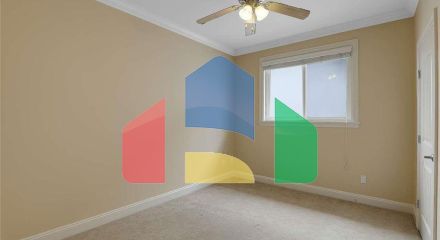 Residential - Single Family Home - Surrey, Canada - Canada