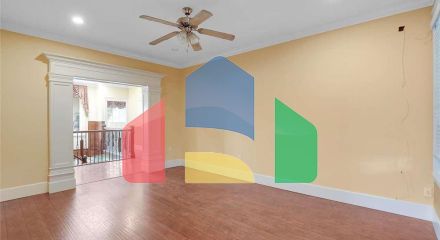 Residential - Single Family Home - Surrey, Canada - Canada