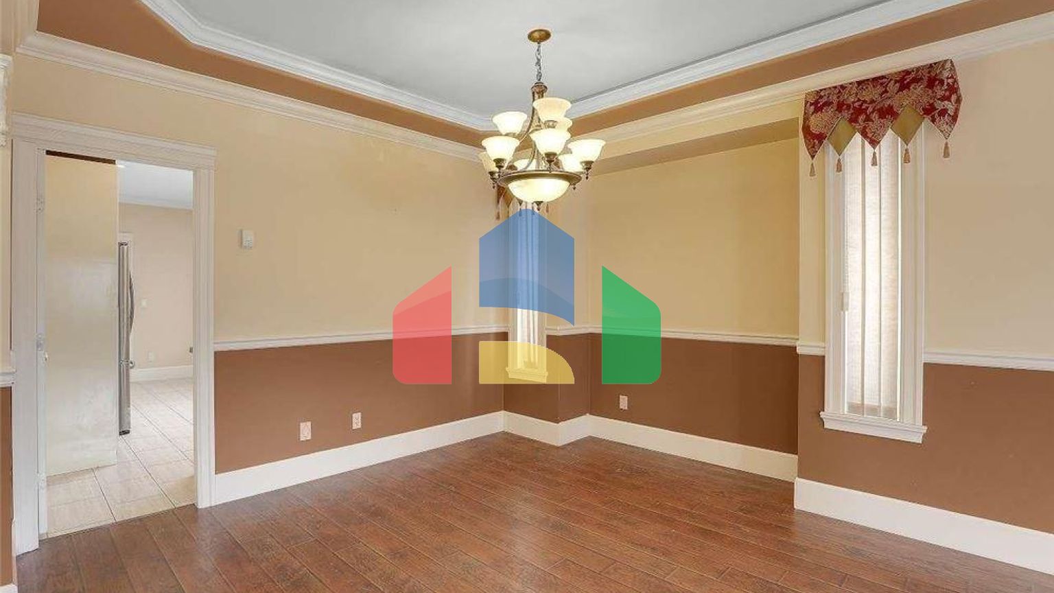 Residential - Single Family Home - Surrey, Canada - Canada