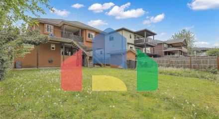 Residential - Single Family Home - Surrey, Canada - Canada