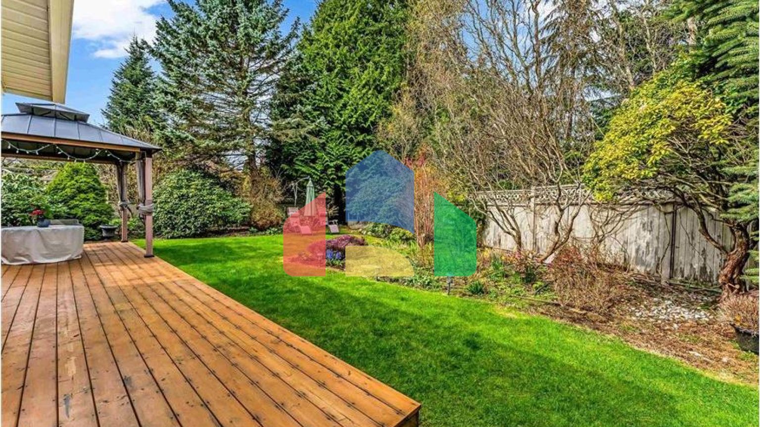 Residential - Single Family Home - Surrey, Canada - Canada