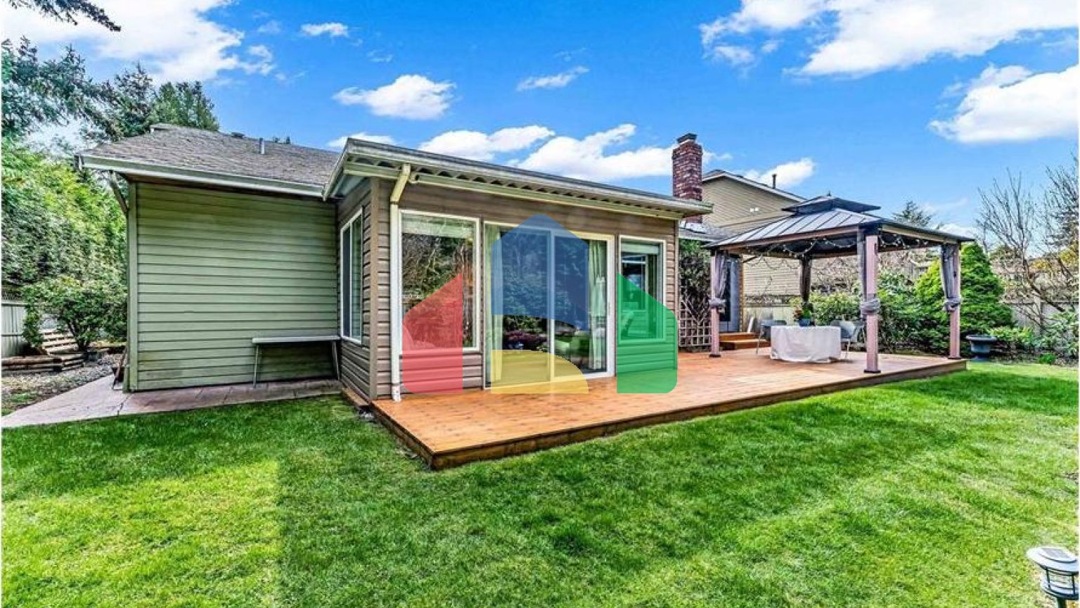 Residential - Single Family Home - Surrey, Canada - Canada