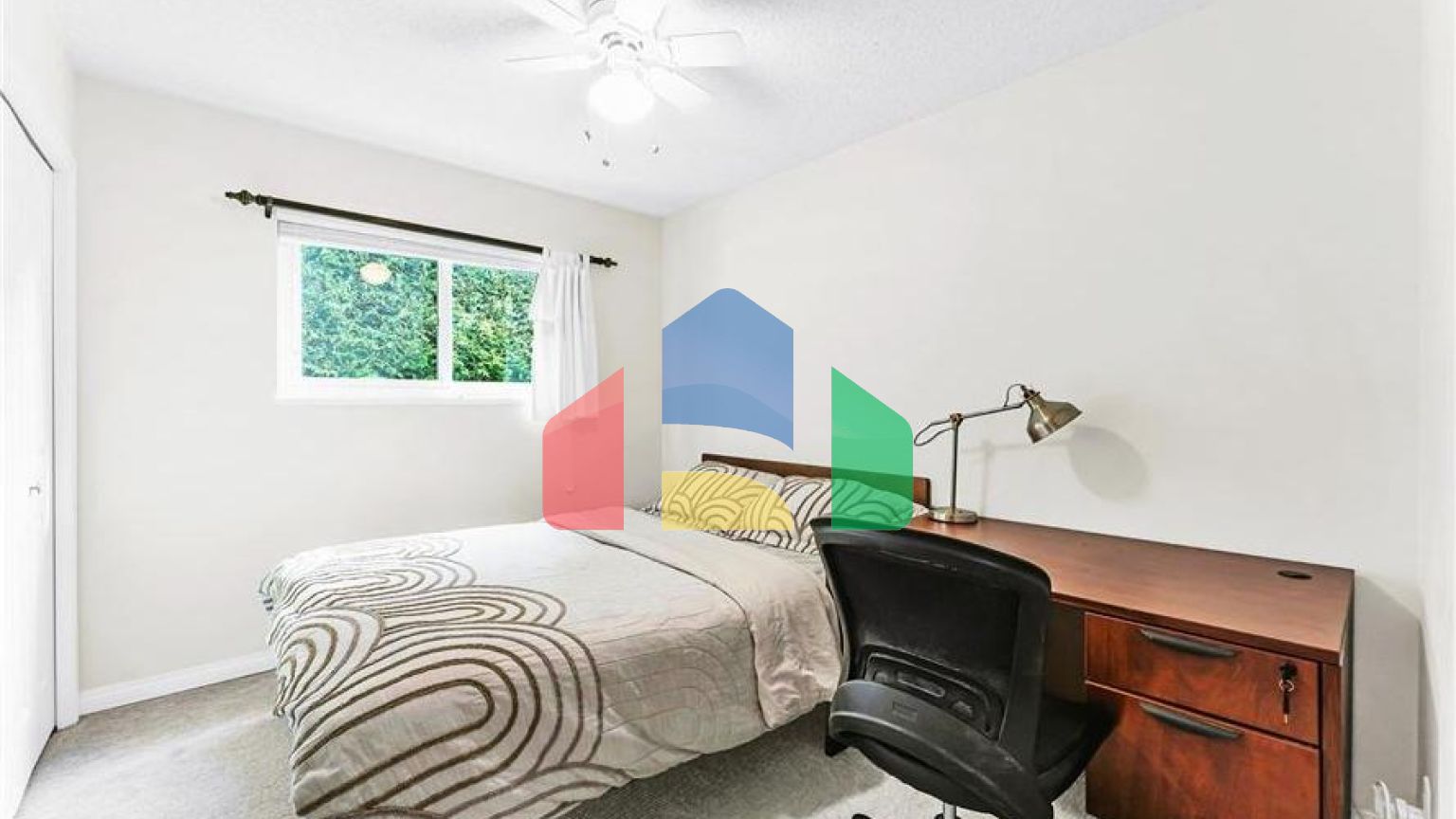 Residential - Single Family Home - Surrey, Canada - Canada