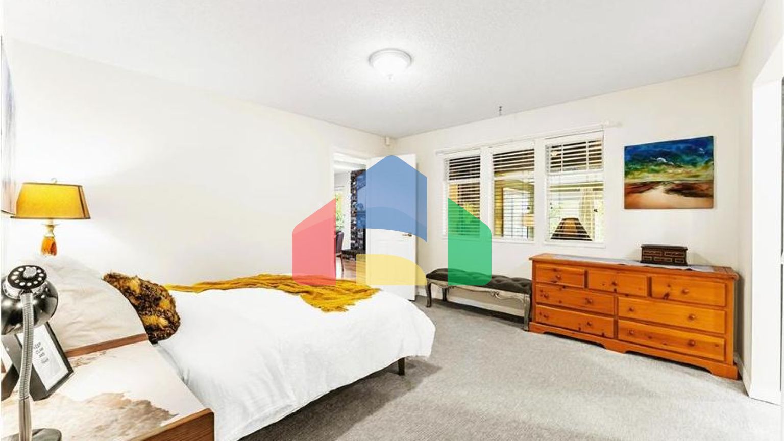 Residential - Single Family Home - Surrey, Canada - Canada