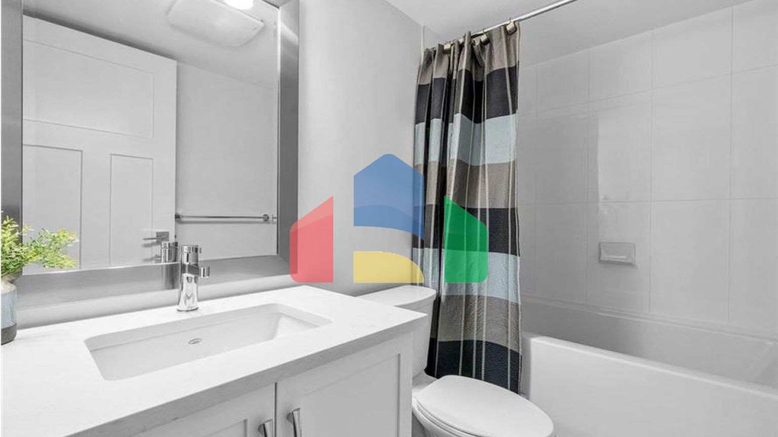 Residential - Single Family Home - Surrey, Canada - Canada