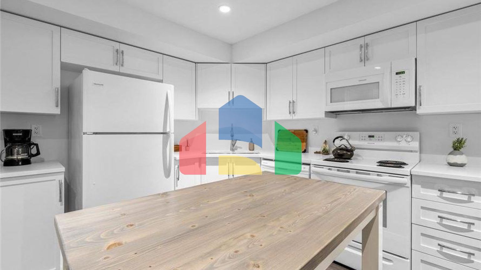 Residential - Single Family Home - Surrey, Canada - Canada