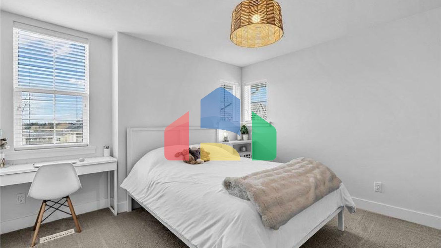 Residential - Single Family Home - Surrey, Canada - Canada