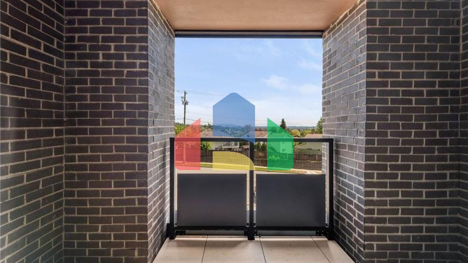 Residential - Condo/Apartment - Surrey, Canada - Canada