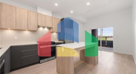 Residential - Condo/Apartment - Surrey, Canada - Canada