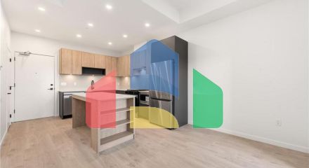 Residential - Condo/Apartment - Surrey, Canada - Canada