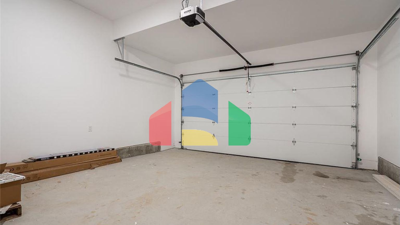 Residential - Single Family Home - Surrey, Canada - Canada