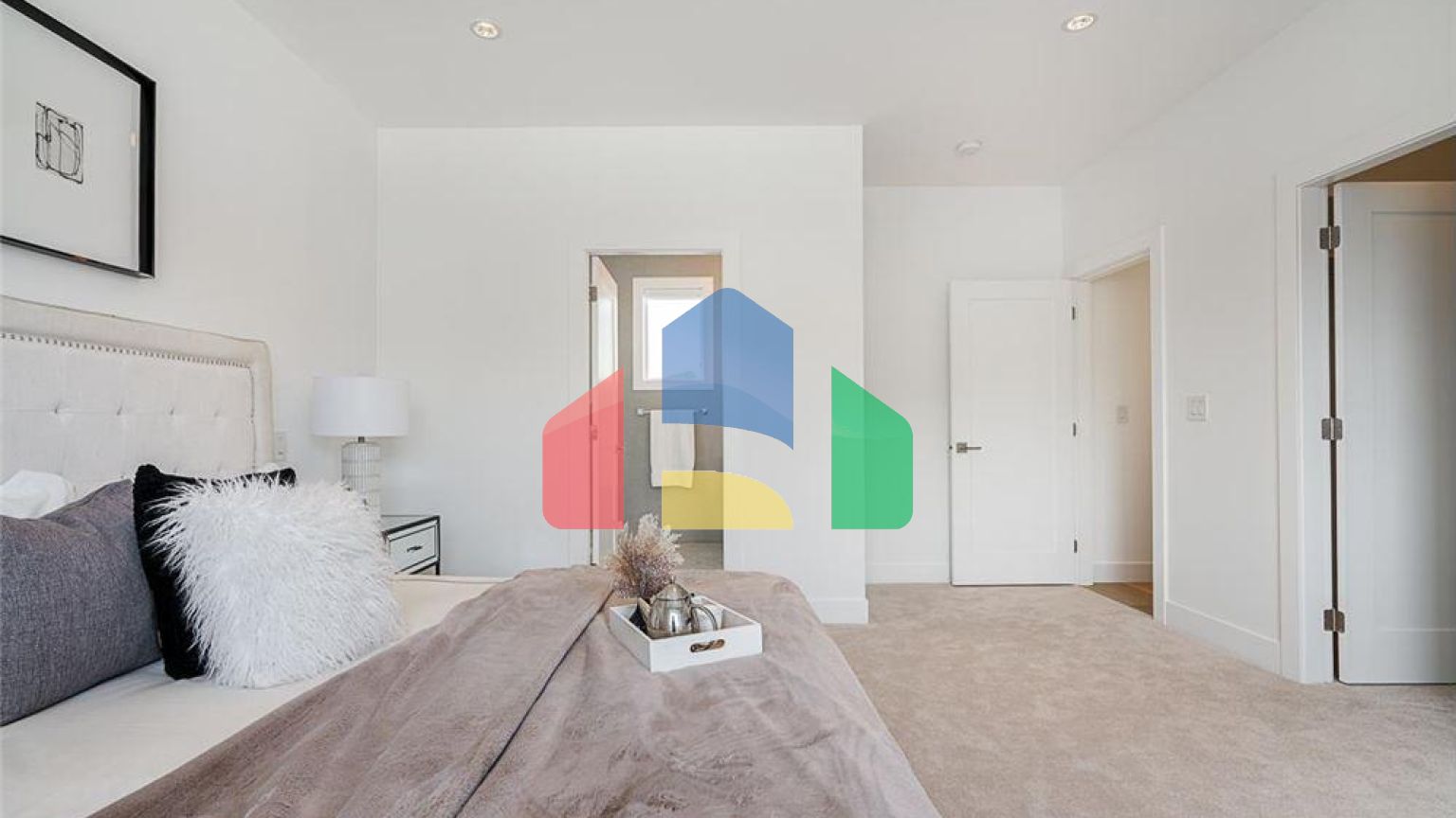 Residential - Single Family Home - Surrey, Canada - Canada