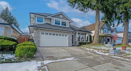 Residential - Single Family Home - Surrey, Canada - Canada