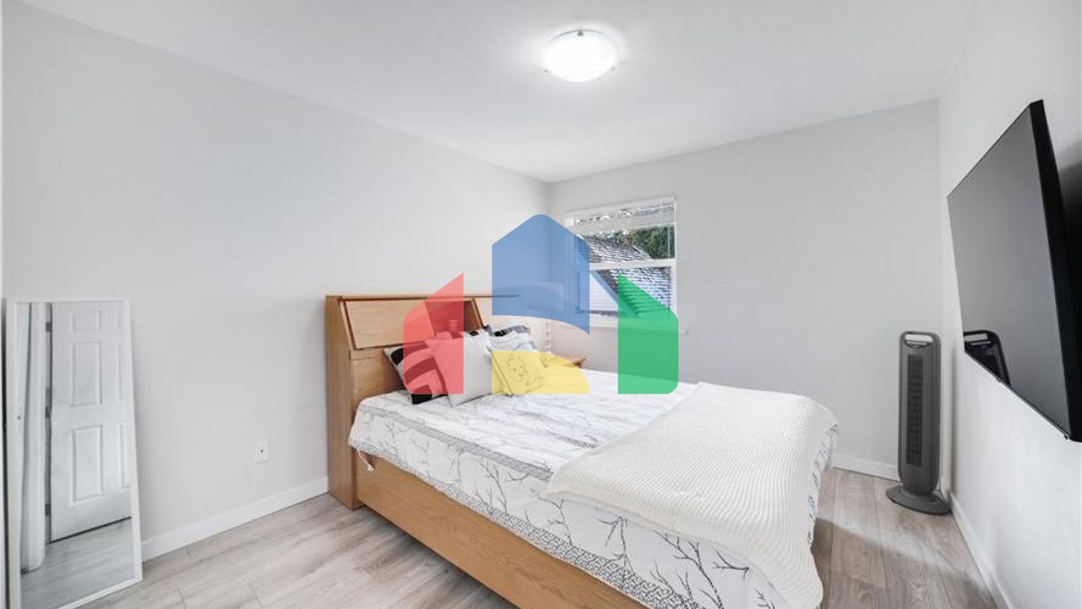 Residential - Single Family Home - Surrey, Canada - Canada