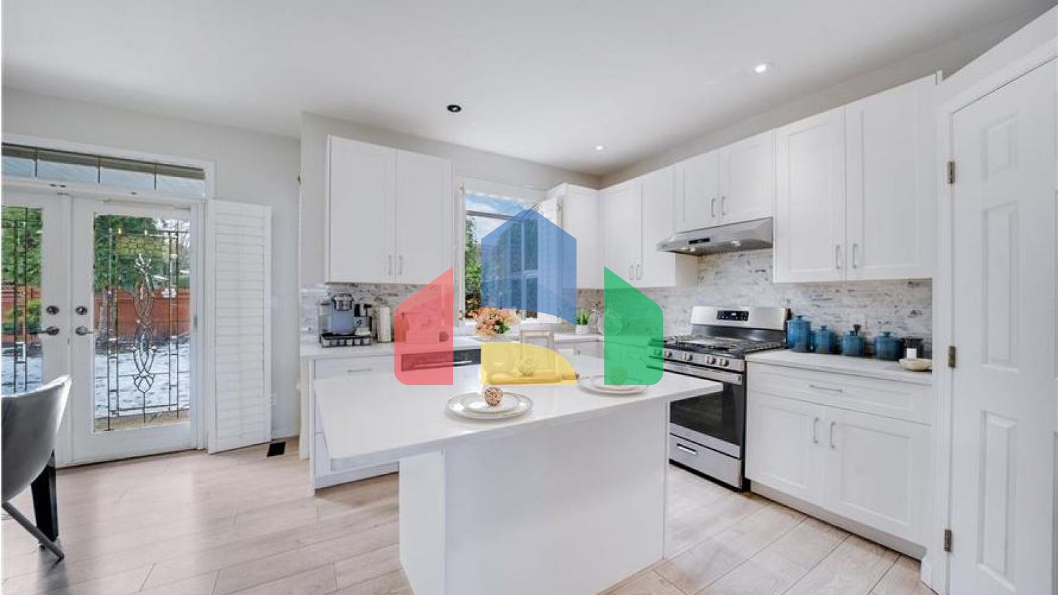 Residential - Single Family Home - Surrey, Canada - Canada