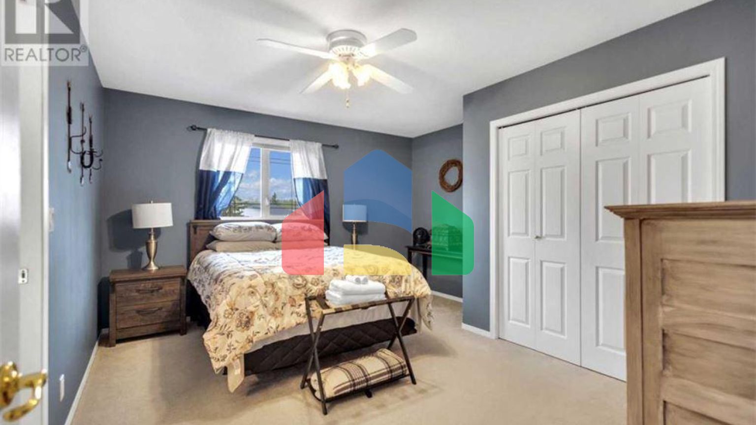 Residential - Single Family Home - Sylvan Lake, Canada - Canada