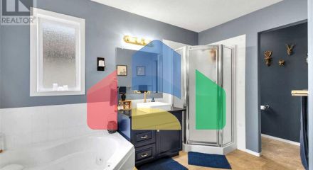 Residential - Single Family Home - Sylvan Lake, Canada - Canada Residential - Single Family Home - Sylvan Lake, Canada - Canada