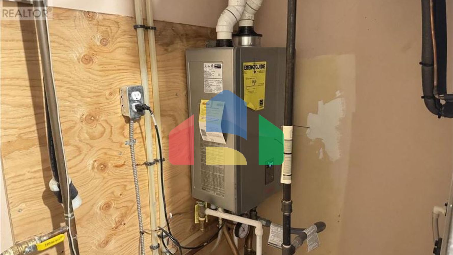 Residential - Single Family Home - Thunder Bay, Canada - Canada