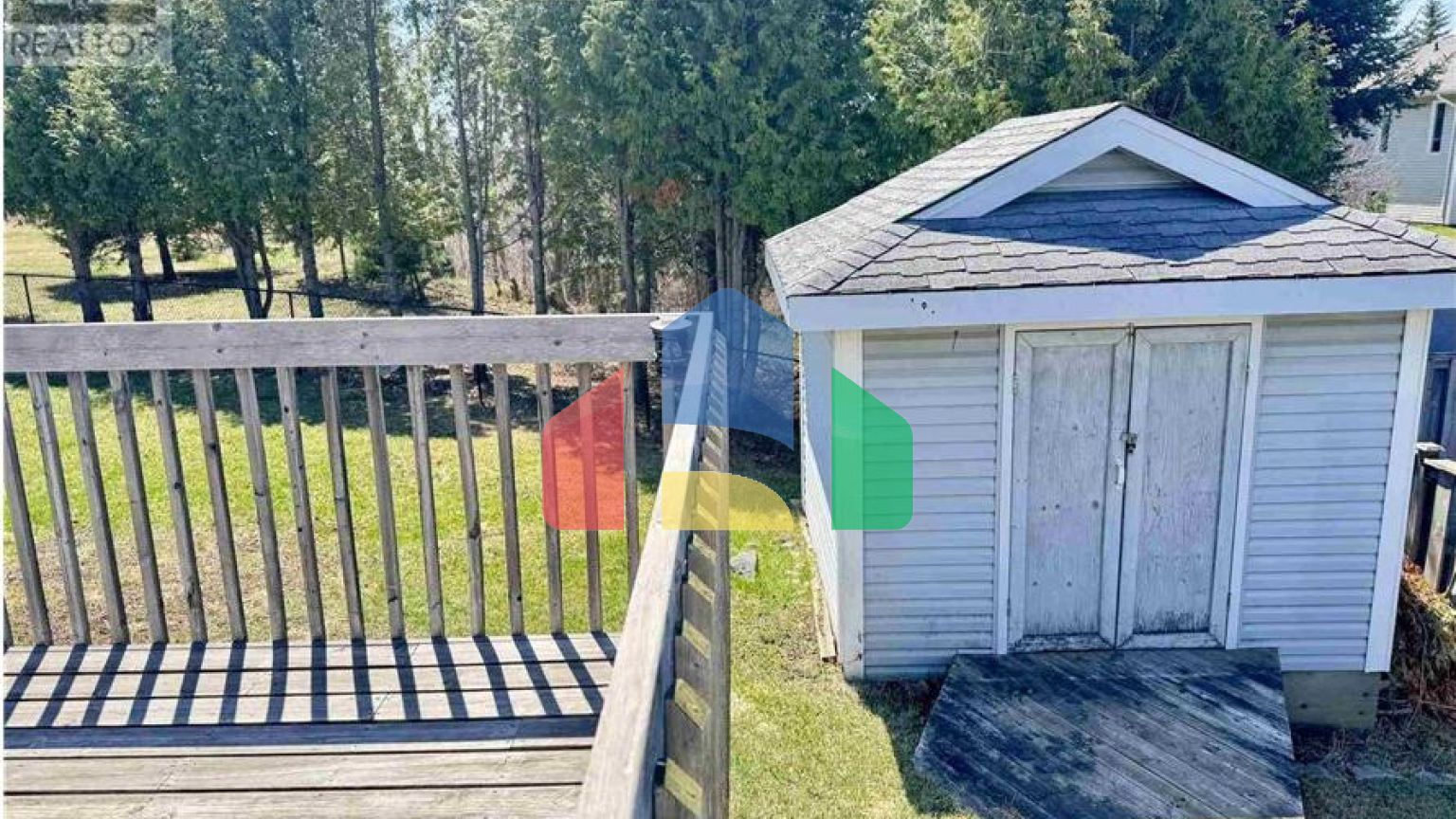 Residential - Single Family Home - Thunder Bay, Canada - Canada