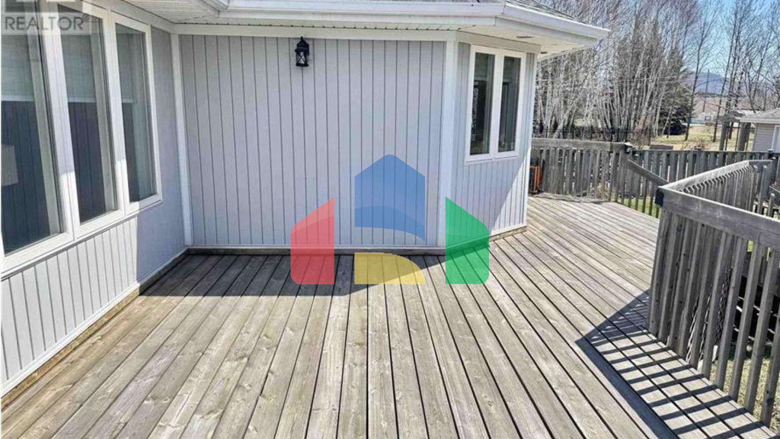 Residential - Single Family Home - Thunder Bay, Canada - Canada