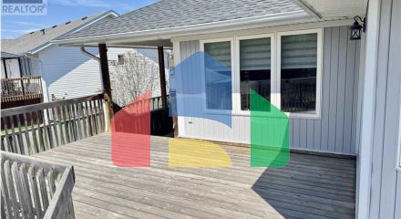 Residential - Single Family Home - Thunder Bay, Canada - Canada