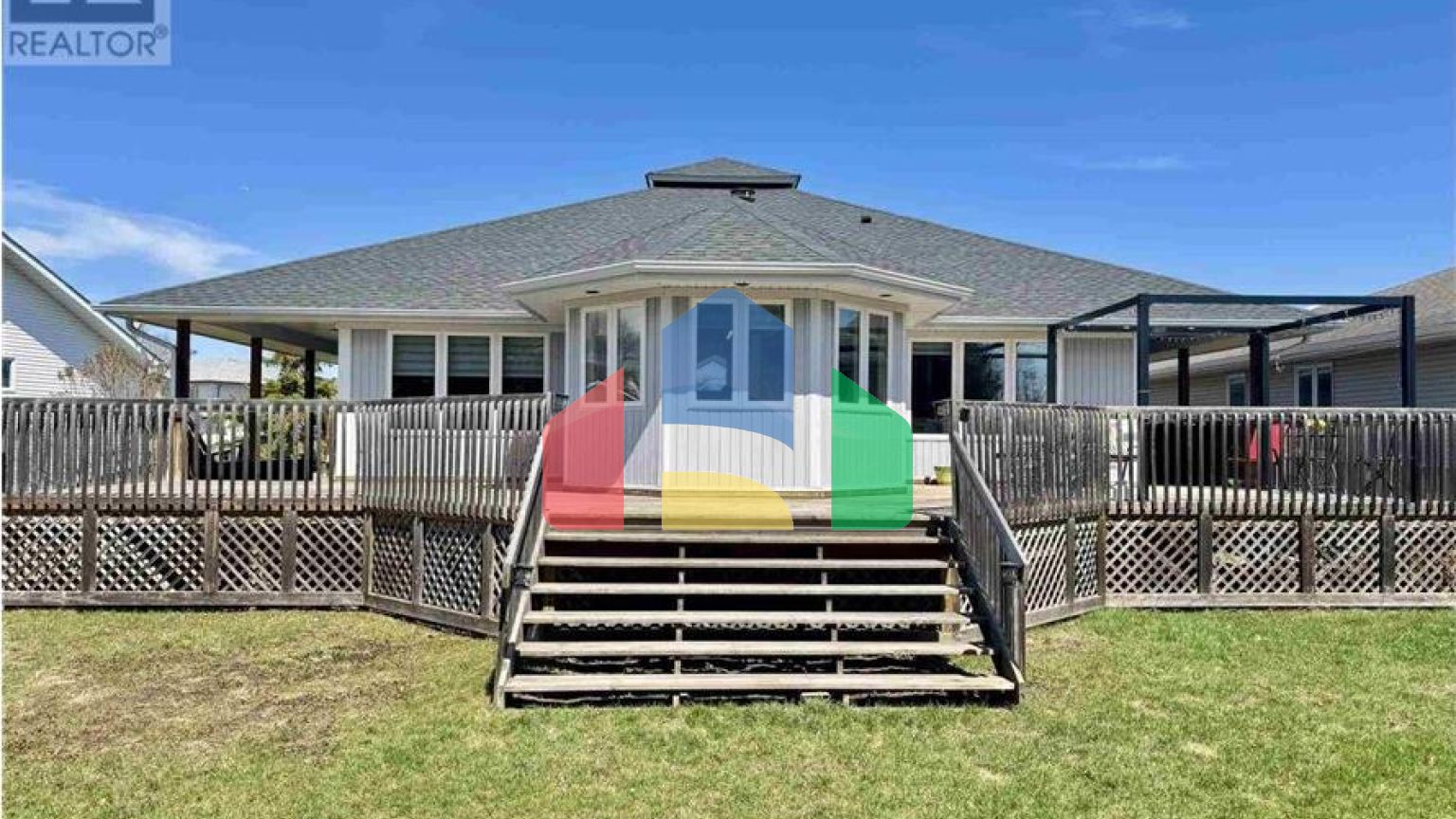 Residential - Single Family Home - Thunder Bay, Canada - Canada