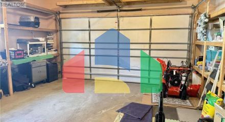 Residential - Single Family Home - Thunder Bay, Canada - Canada