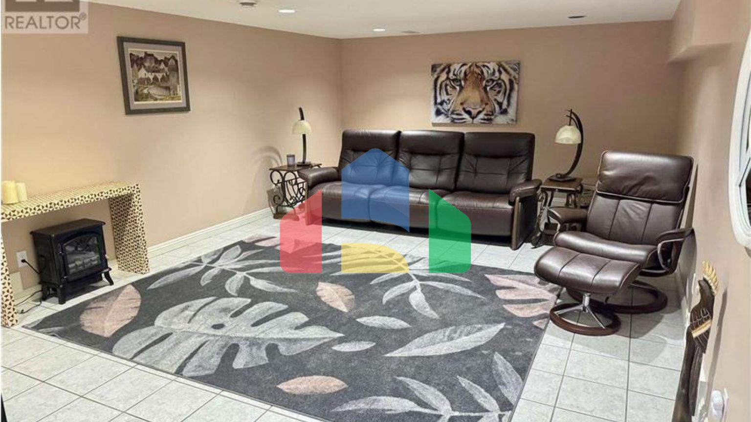 Residential - Single Family Home - Thunder Bay, Canada - Canada