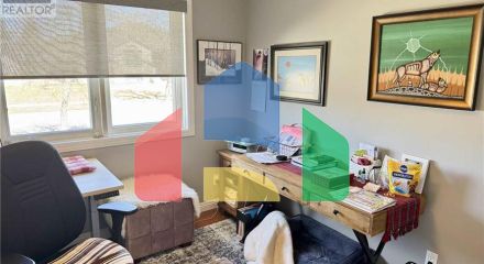 Residential - Single Family Home - Thunder Bay, Canada - Canada