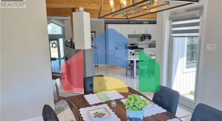 Residential - Single Family Home - Thunder Bay, Canada - Canada